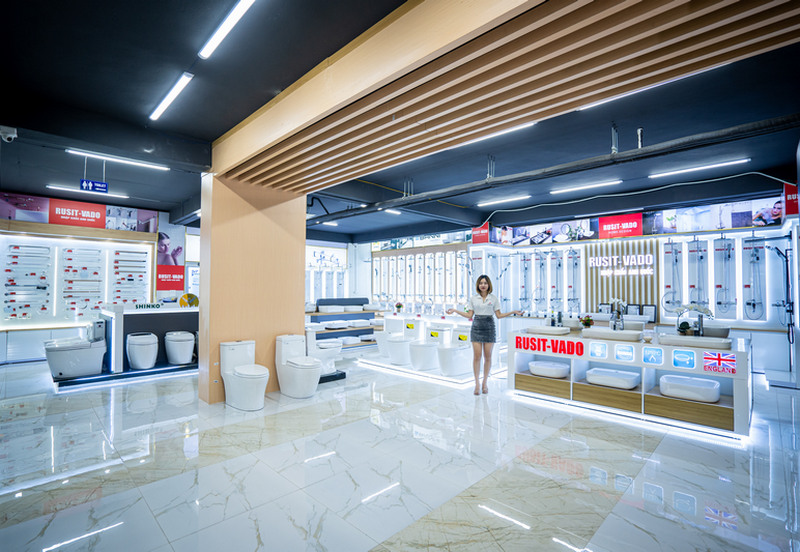 Showroom Hùng Lan phân phối sen tăm chính hãng