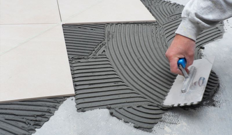Thi công không đúng kỹ thuật dễ khiến sàn bị phồng ộp