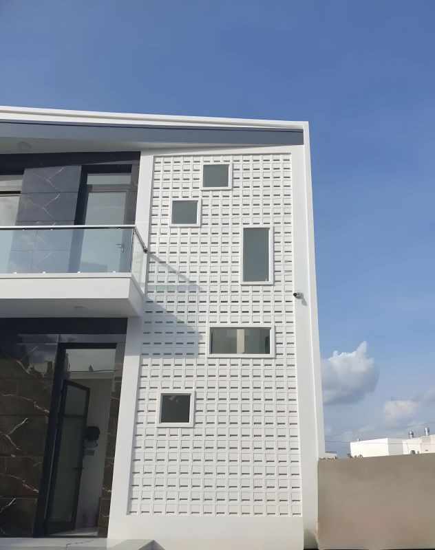 Gạch thông gió chắn mưa 