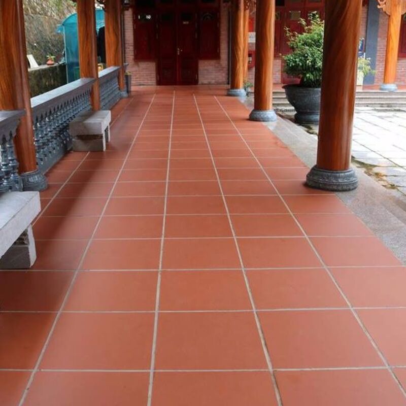 Khuôn viên chùa, đình, miếu, nhà thờ họ