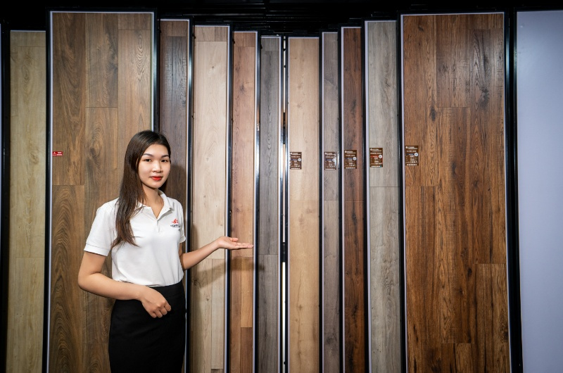 Đội ngũ tư vấn gạch giả gỗ chuyên nghiệp