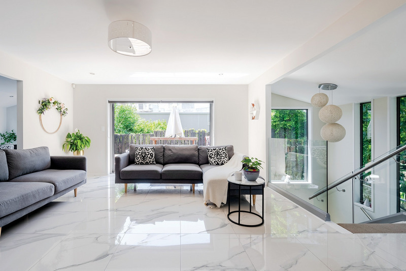 Gạch màu trắng ngà