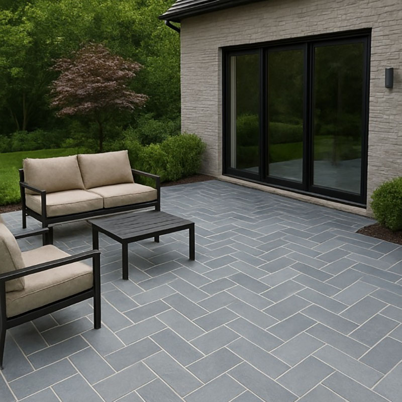 Lát kiểu xương cá tạo liên kết chắc chắn giữa các viên gạch