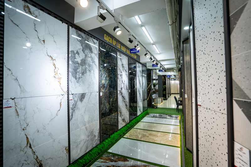 Gạch Viglacera 120x120 tại showroom H&ugrave;ng Lan