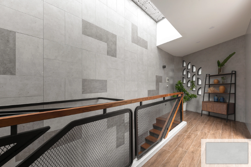 Gạch ốp hành lang tối giản