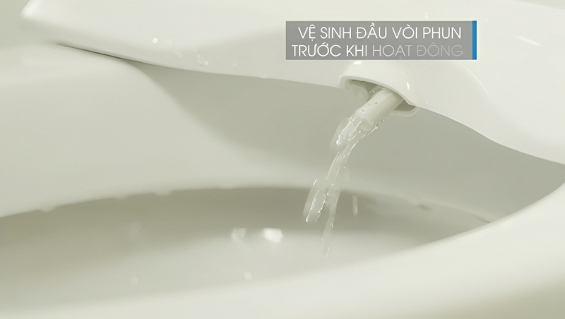 Tự động làm sạch đầu vòi trước khi sử dụng
