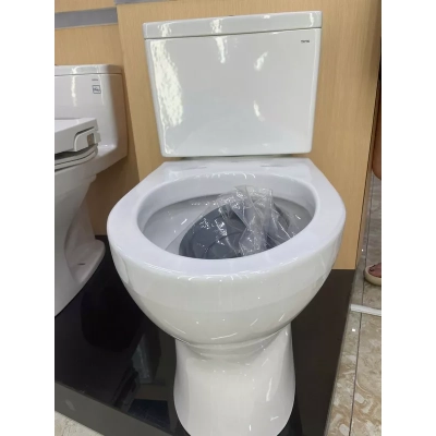 Bồn cầu 2 khối TOTO CS302 không nắp